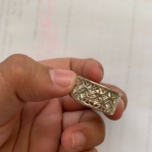 Big band ring